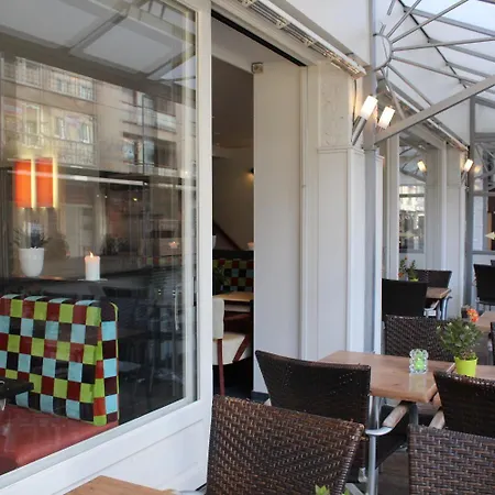 La Terrasse ホテル 3*