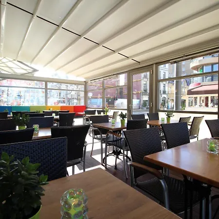 La Terrasse