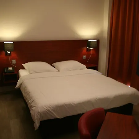 La Terrasse 3*